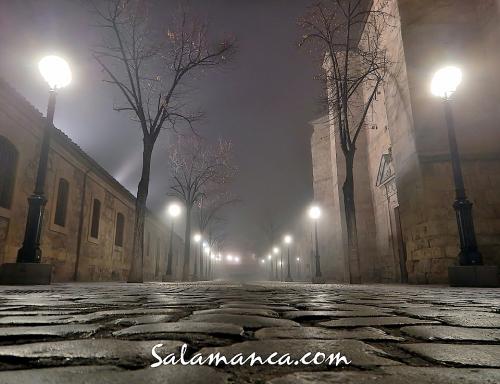 Salamanca en la niebla